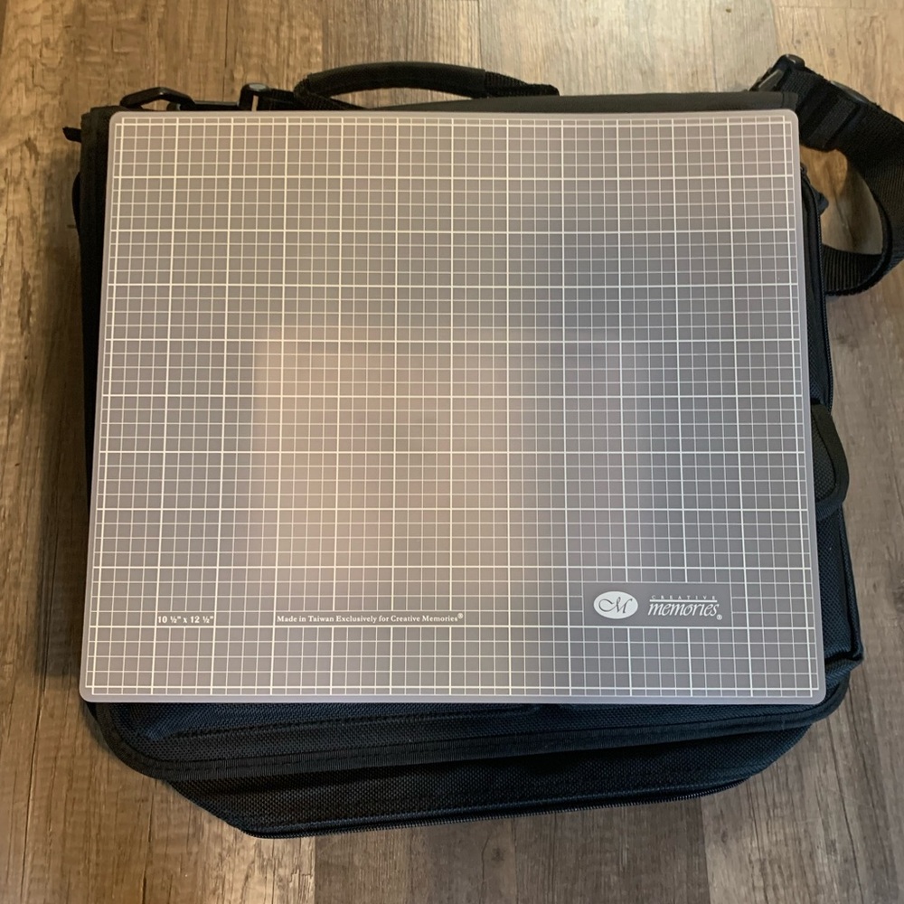 Vintage Creative Memories Scrapbooking Supplies New & Pre-owned